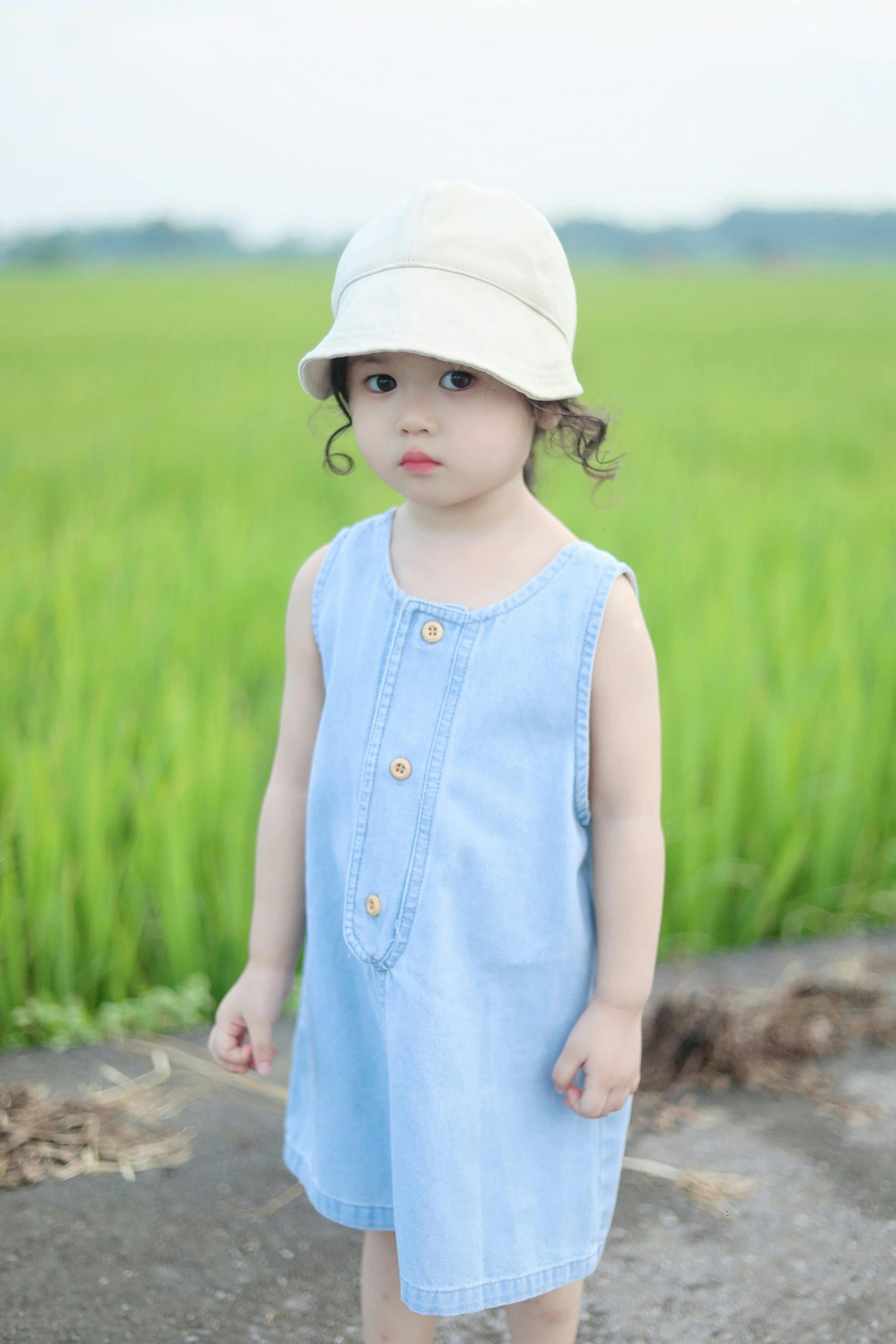 Best Compliments for a Girl in Traditional Dress